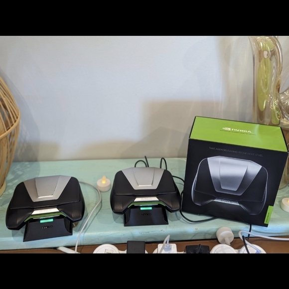 Nividia Shield Portable Systems for gaming + 3 Nyko HDMI TV Charging docks - Picture 3 of 7